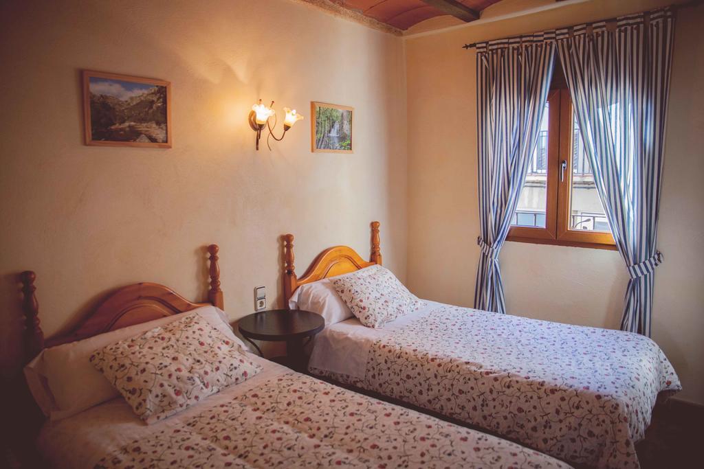 La Vall De Silvestre Mas de Barberáns المظهر الخارجي الصورة